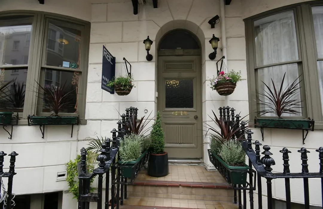 Paskins Town House-1